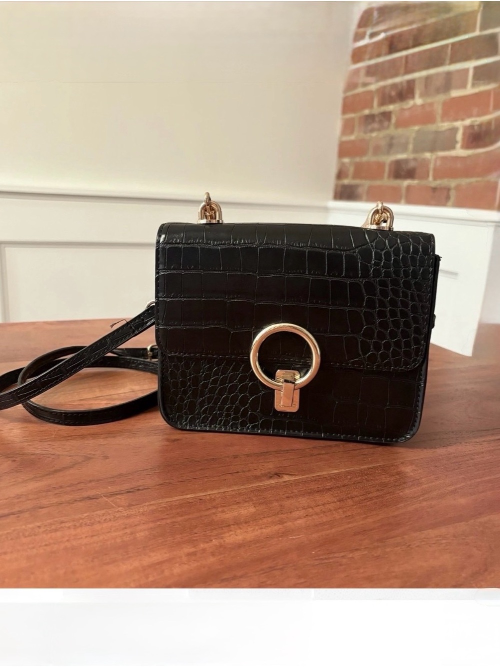 Aldo Black Croc Embossed Crossbody Bag Purse Handbag Gold Chic Evening Party LN